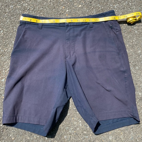 Men’s Lululemon Navy Blue Commission Shorts Size 32 - Picture 5 of 6